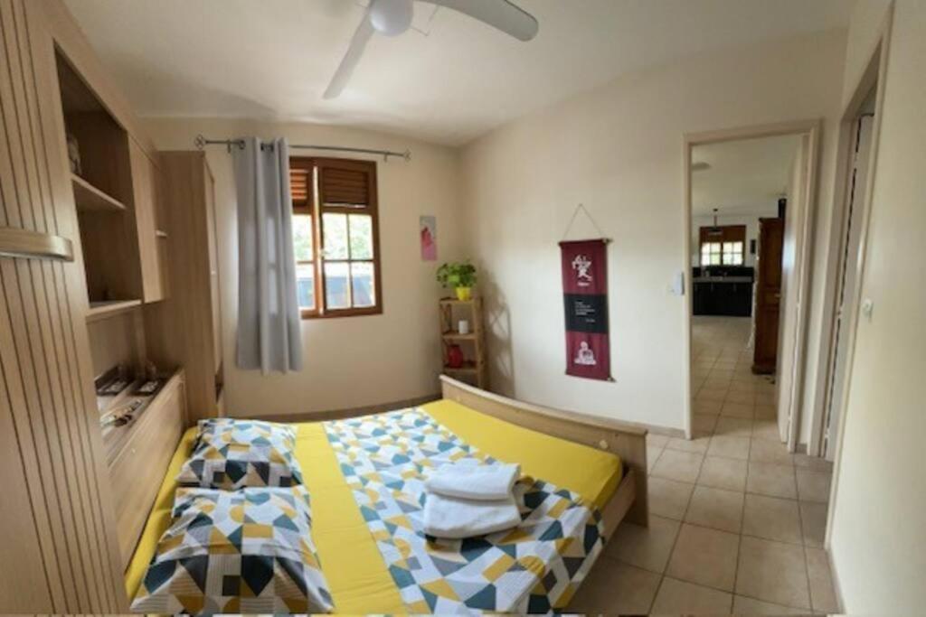 Ti Sucrier Jaune - Douceur Caraibe Vue Mer Le Carbet Luaran gambar